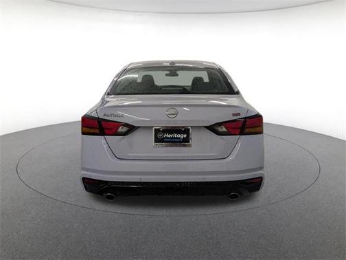 2023 Nissan Altima SR FWD