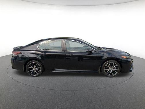 Midnight Black Metallic 2023 Toyota Camry SE