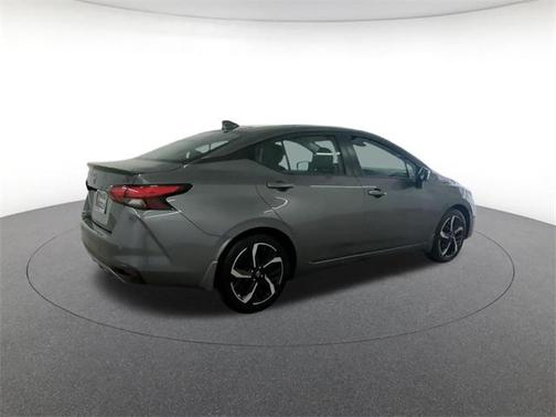 2024 Nissan Versa 1.6 S