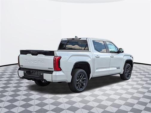 2025 Toyota Tundra Hybrid Platinum