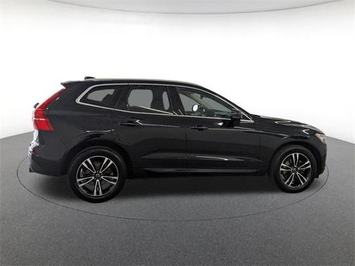 2021 Volvo XC60 T5 Momentum
