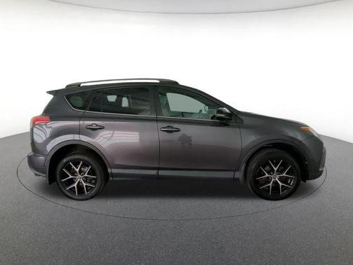 Magnetic Gray Metallic 2017 Toyota RAV4 SE