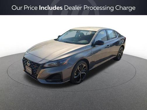 Gun Metallic 2025 Nissan Altima SR AWD