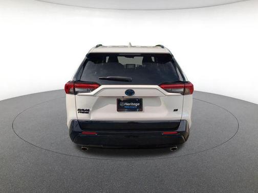 Ice Cap 2023 Toyota RAV4 Prime SE