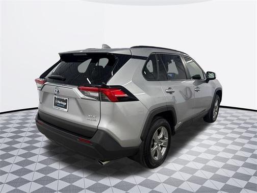 2023 Toyota RAV4 Hybrid XLE