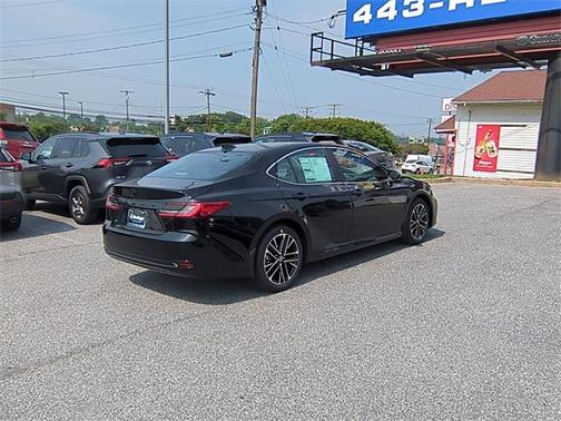 2025 Toyota Camry XLE