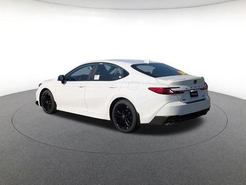 Ice Cap 2026 Toyota Camry SE