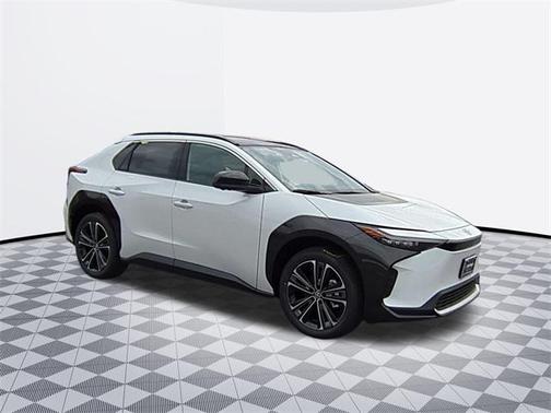 2025 Toyota bZ4X XLE