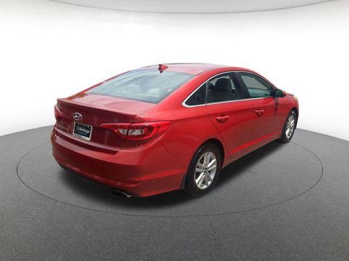 Scarlet Red 2017 Hyundai SONATA SE