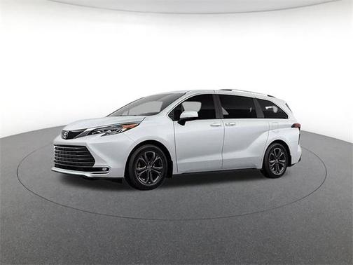 2026 Toyota Sienna Platinum