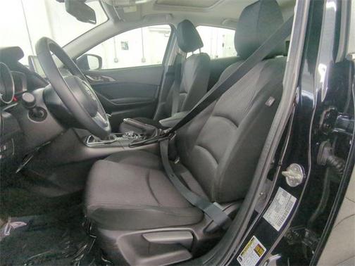 2016 Mazda Mazda3 i Grand Touring