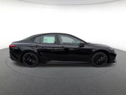 Midnight Black Metallic 2026 Toyota Camry SE