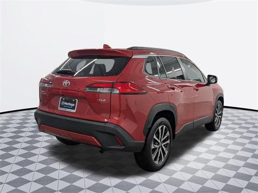 2024 Toyota Corolla Cross XLE