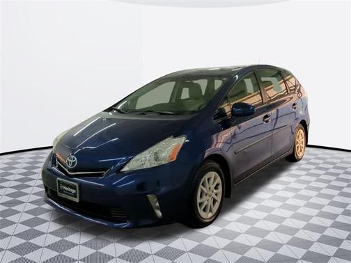 2014 Toyota Prius v Two