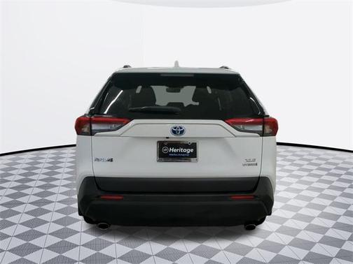 2019 Toyota RAV4 Hybrid XLE