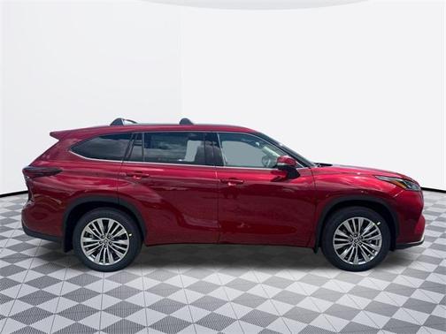 2025 Toyota Highlander Platinum