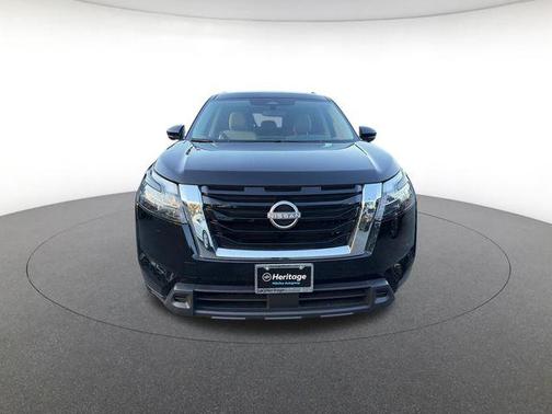 Super Black 2025 Nissan Pathfinder SV 4WD