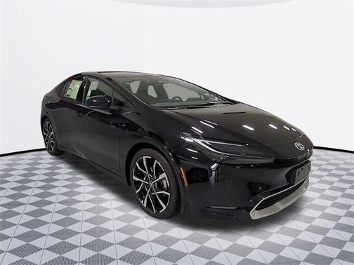 2025 Toyota Prius L