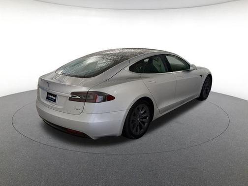 Silver Metallic 2018 Tesla Model S 75D