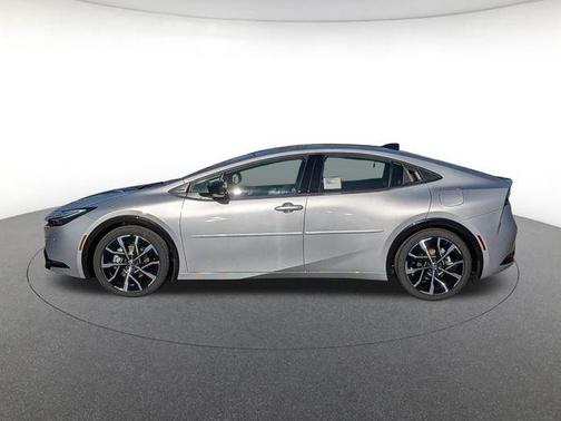 Cutting Edge 2026 Toyota Prius Plug-In Hybrid XSE Premium