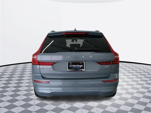 2023 Volvo XC60 B5 Core
