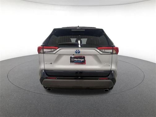 2021 Toyota RAV4 Hybrid SE