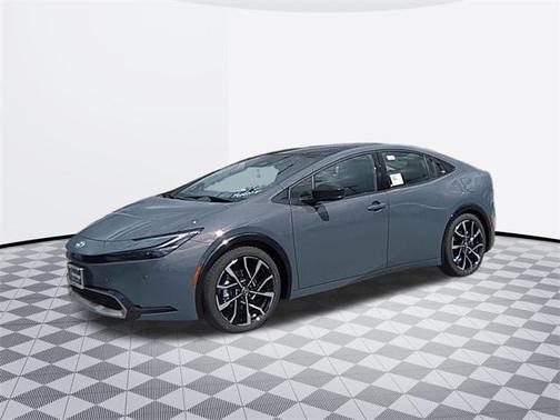 2025 Toyota Prius L