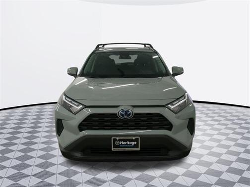 2022 Toyota RAV4 Hybrid XLE