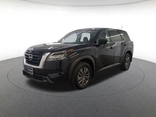 2025 Nissan Pathfinder S 4WD