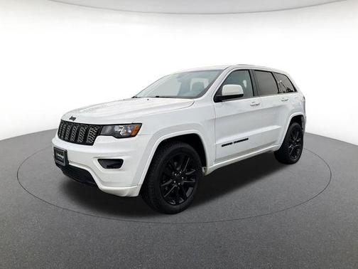 Bright White Clearcoat 2017 Jeep Grand Cherokee Altitude