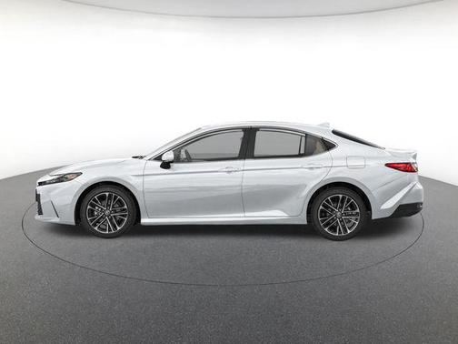 Pear 2026 Toyota Camry XLE