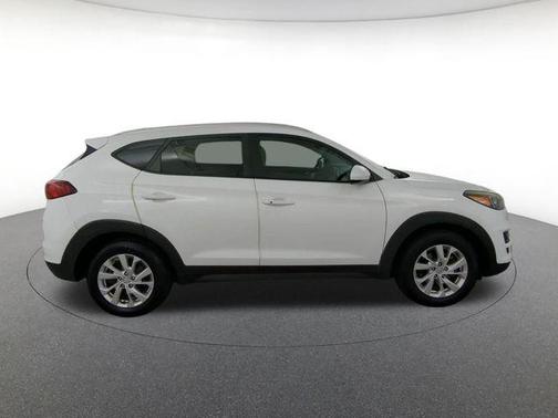Dazzling White 2019 Hyundai TUCSON Value