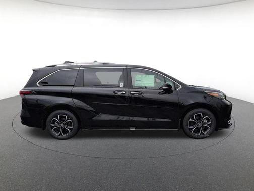 Midnight Black Metallic 2026 Toyota Sienna Platinum