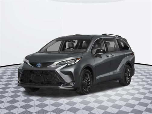 2025 Toyota Sienna XSE 7 Passenger