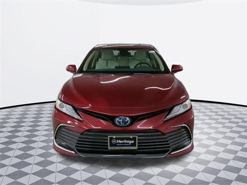 2021 Toyota Camry Hybrid XLE