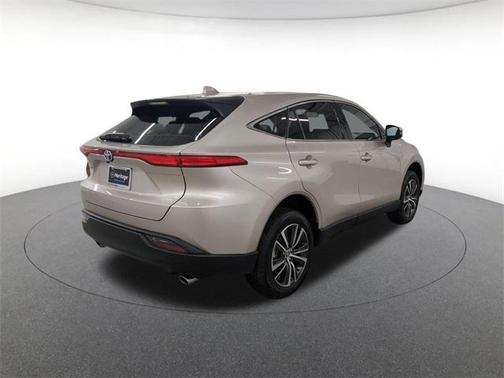 2024 Toyota Venza LE