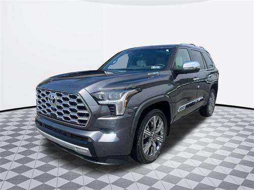 2025 Toyota Sequoia Base