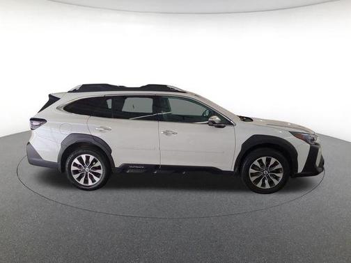 Crystal White 2023 Subaru Outback Touring