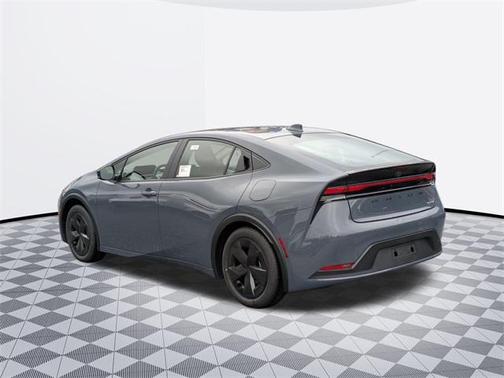 2025 Toyota Prius LE