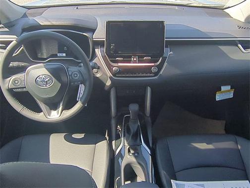 2025 Toyota Corolla Cross XLE
