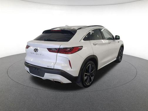 Radiant White 2023 INFINITI QX55 LUXE