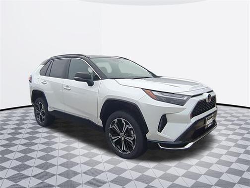 2025 Toyota RAV4 Hybrid SE