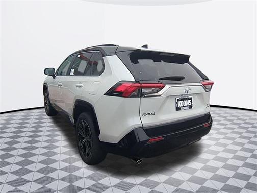 2025 Toyota RAV4 Hybrid SE