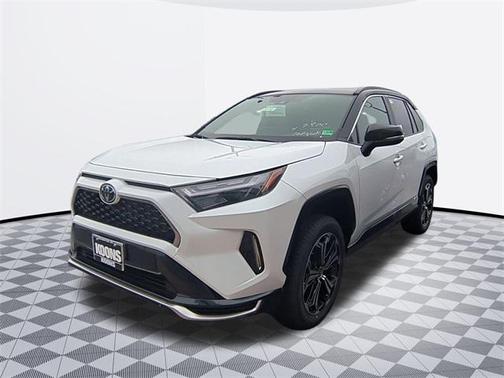 2025 Toyota RAV4 Hybrid SE