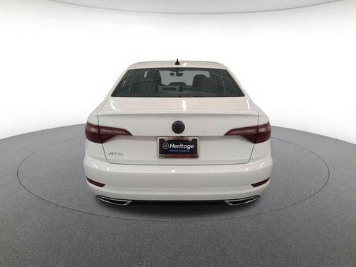 Pure White 2021 Volkswagen Jetta 1.4T R-Line