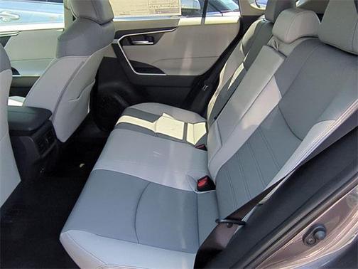 2025 Toyota RAV4 Hybrid XLE Premium