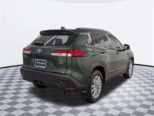 2024 Toyota Corolla Cross LE