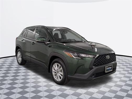 2024 Toyota Corolla Cross LE