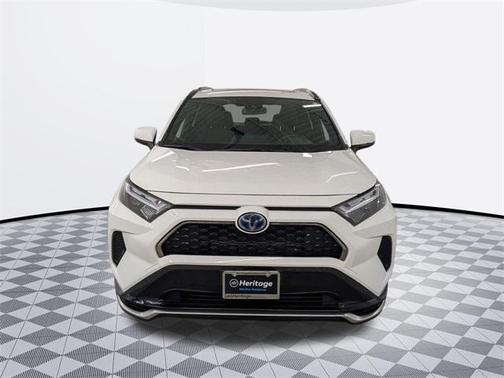 2024 Toyota RAV4 Prime SE