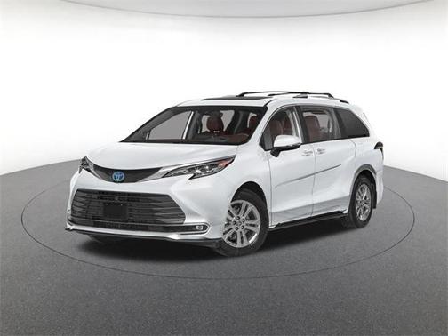 2025 Toyota Sienna Platinum 7 Passenger